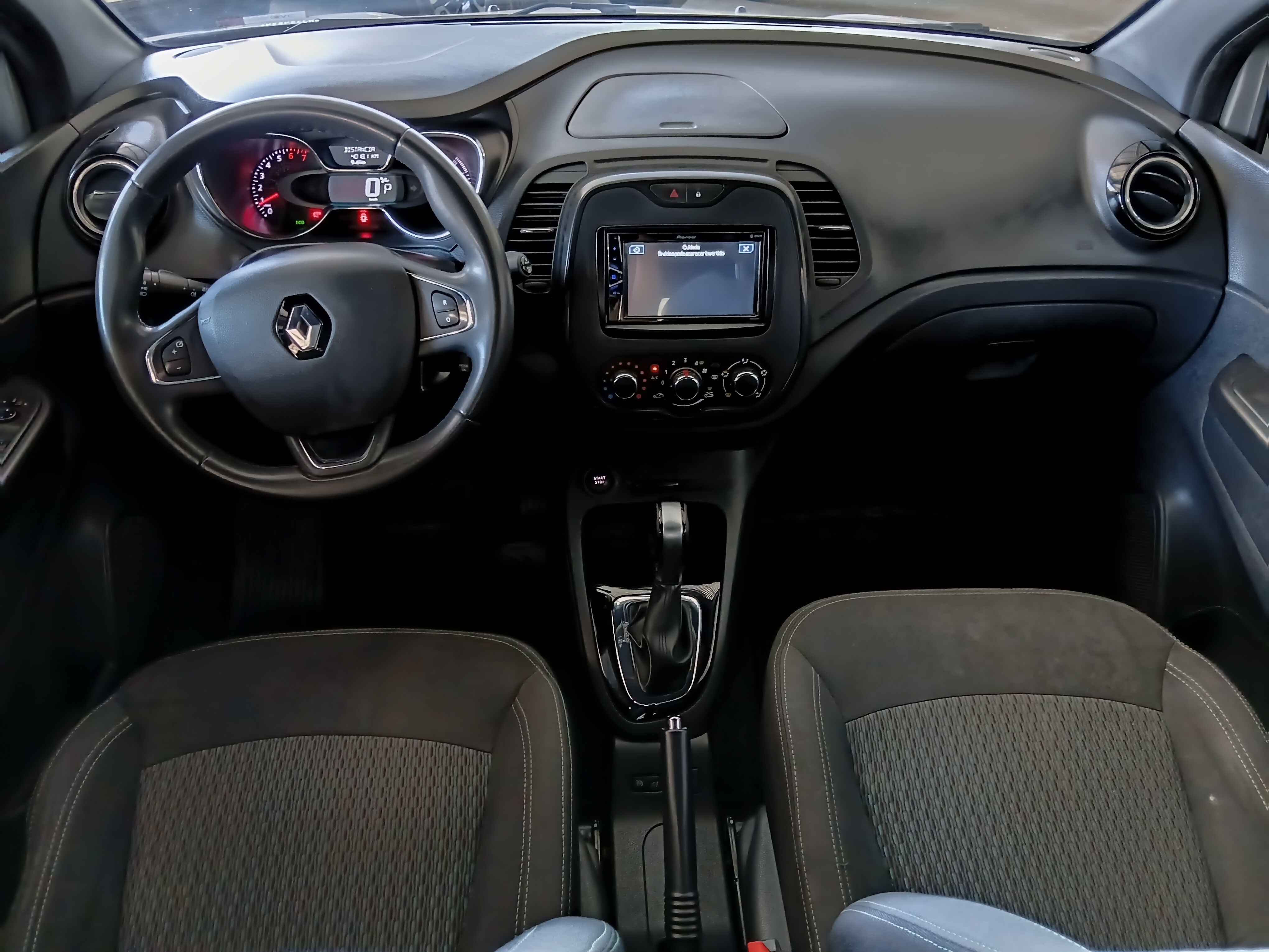 Renault Captur 1.6 16V Sce Flex Life X Tronic - foto 13