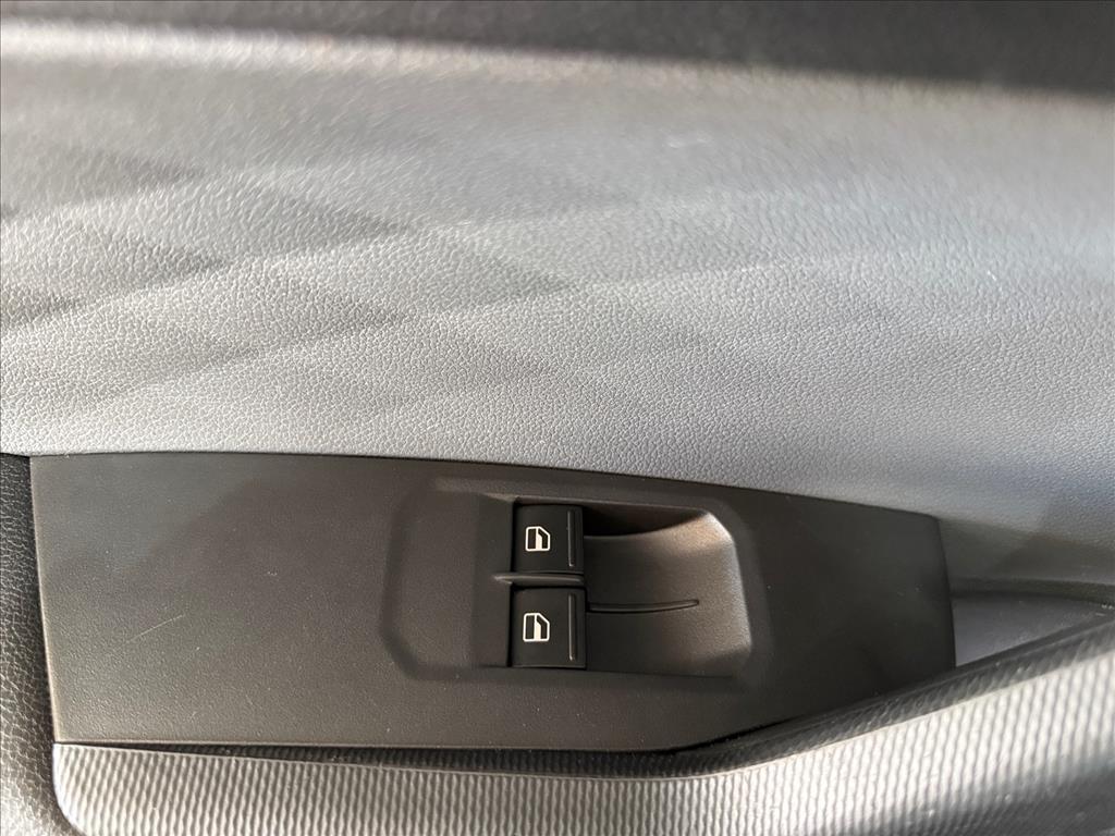 POLO 1.0 MPI TRACK MANUAL12