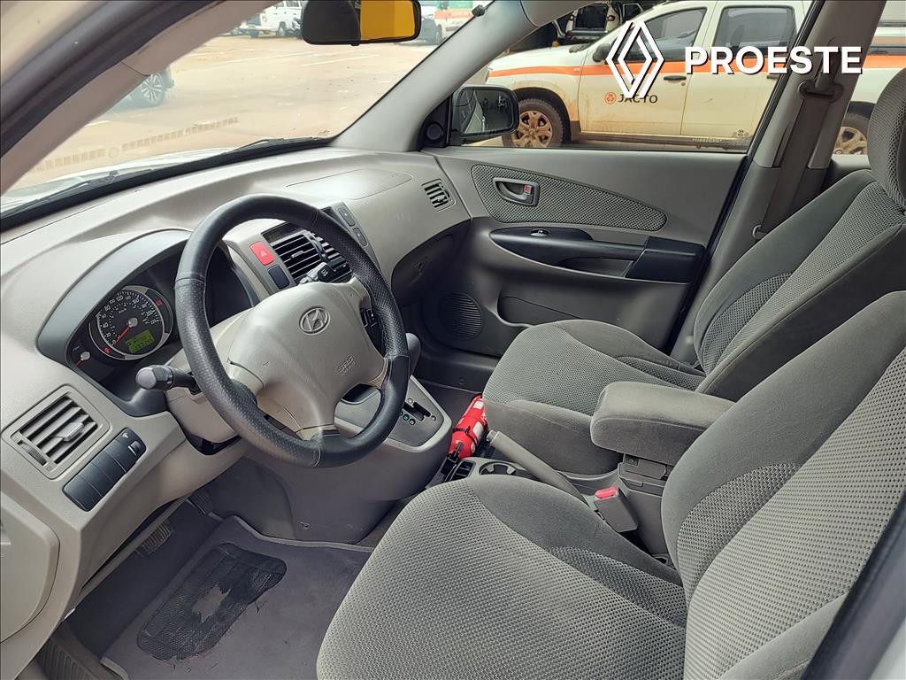 TUCSON 2.0 MPFI GLS 16V 143CV 2WD GASOLINA 4P AUTOMÁTICO