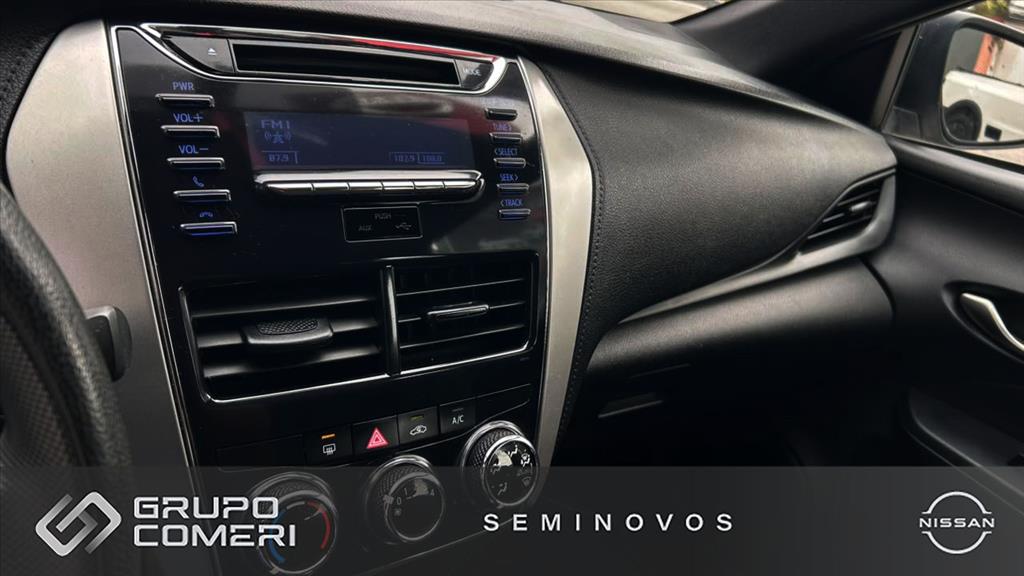YARIS 1.3 16V FLEX XL MANUAL8