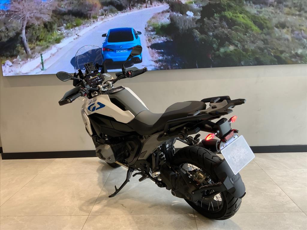 BMW Motorrad-R-1300 GS PLUS