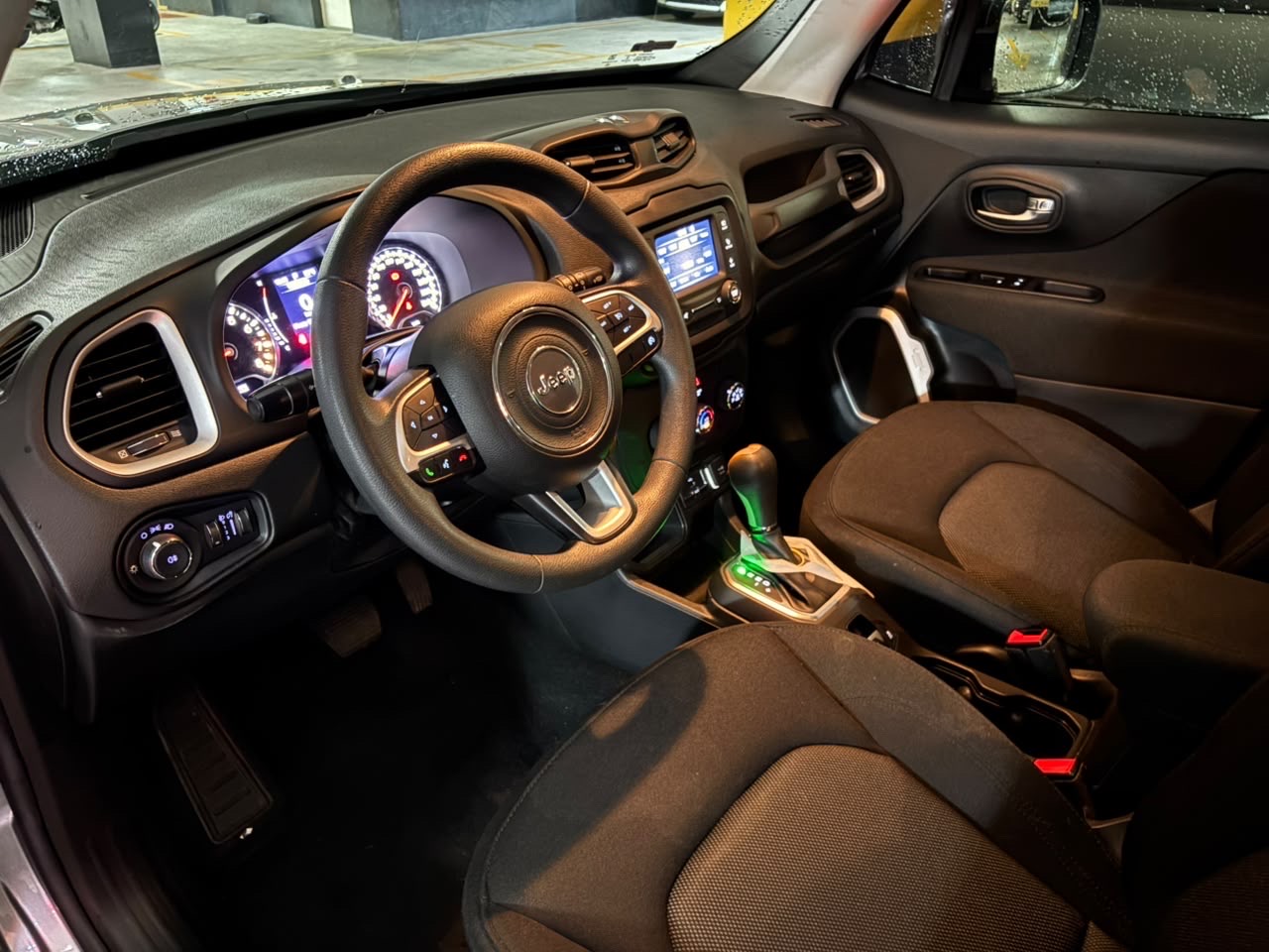 RENEGADE 1.8 16V FLEX SPORT 4P AUTOMÁTICO14