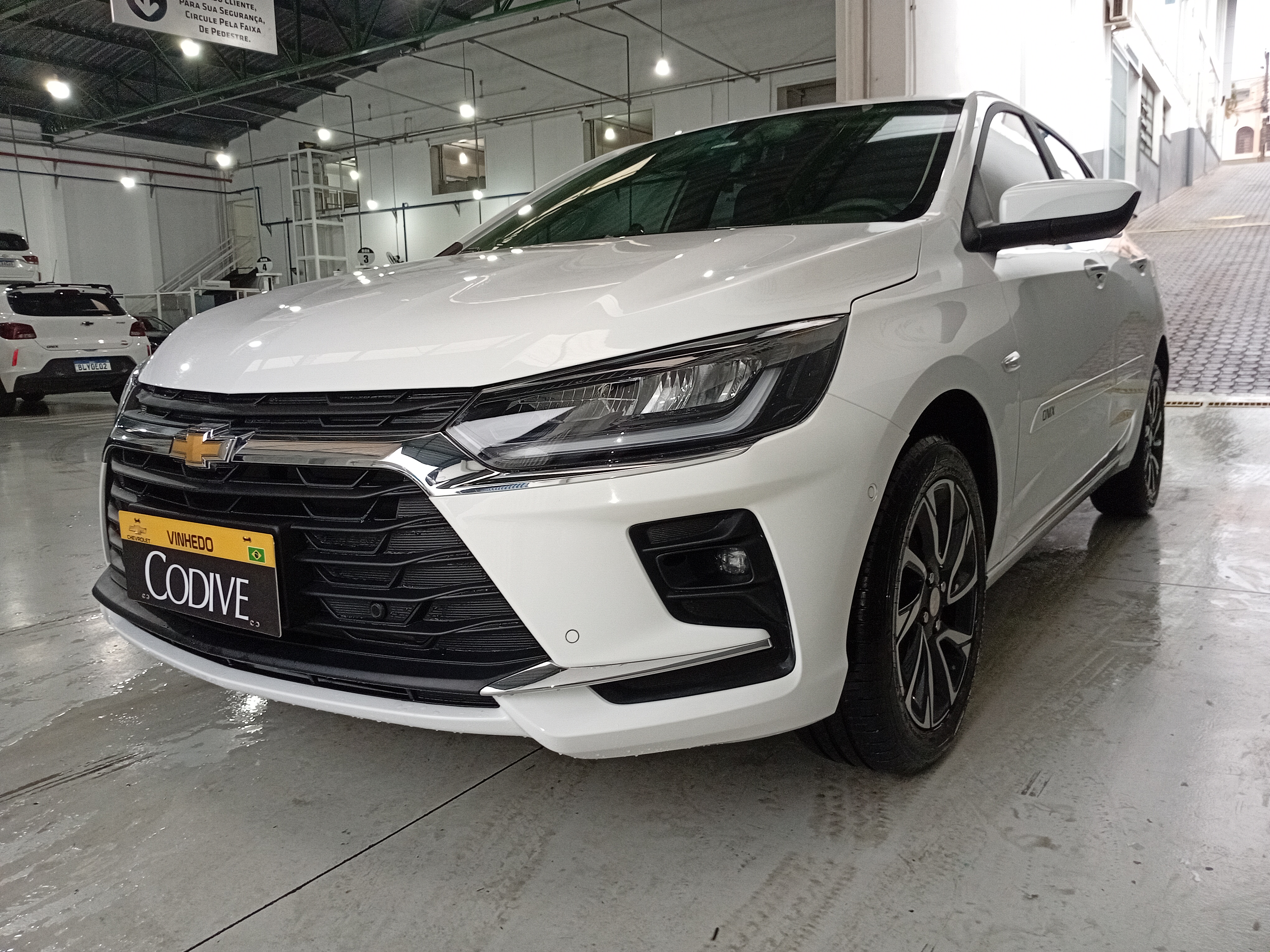 ONIX 1.0 TURBO FLEX PREMIER AUTOMÁTICO0