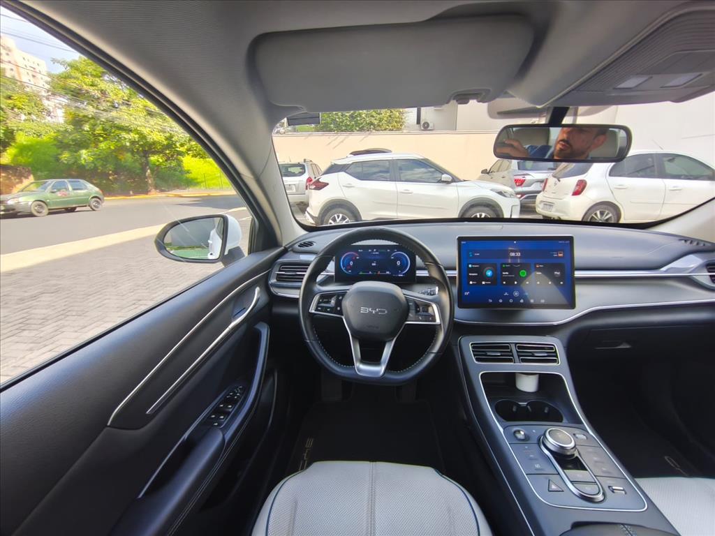 KING 1.5 DM-I PHEV GL AUTOMÁTICO13