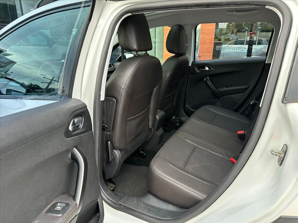 Peugeot-2008-1.6 16V FLEX GRIFFE 4P AUTOMÁTICO