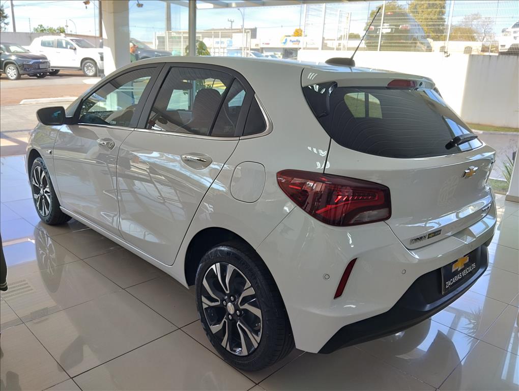 ONIX 1.0 TURBO FLEX PREMIER AUTOMÁTICO3