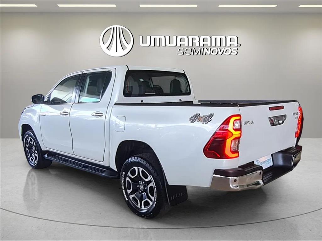 HILUX 2.8 D-4D TURBO DIESEL CD SRX 4X4 AUTOMÁTICO3