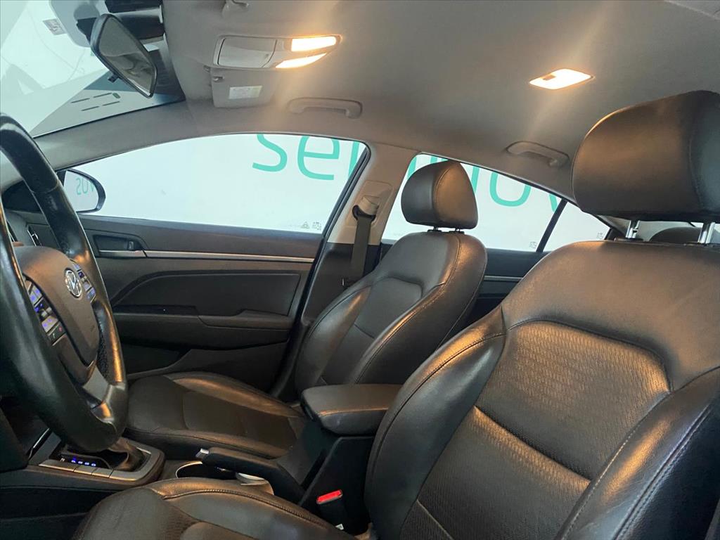 Hyundai-ELANTRA-2.0 16V FLEX 4P AUTOMÁTICO