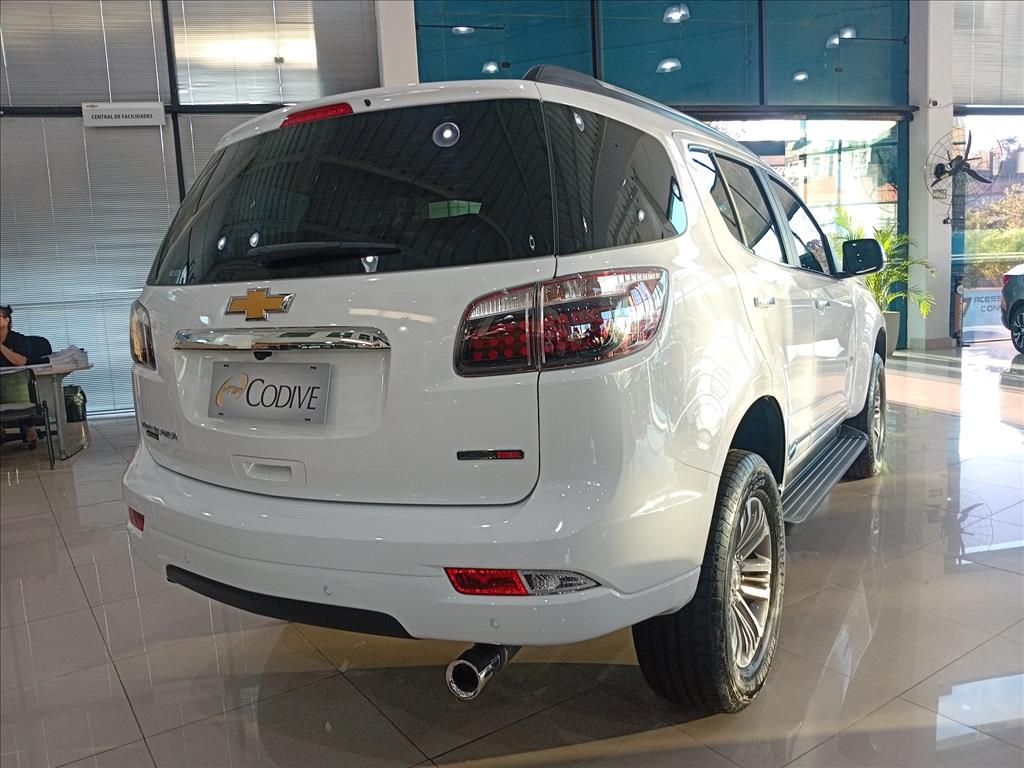 TRAILBLAZER 2.8 16V TURBO DIESEL HIGH COUNTRY 7L 4X4 AUTOMÁTICO