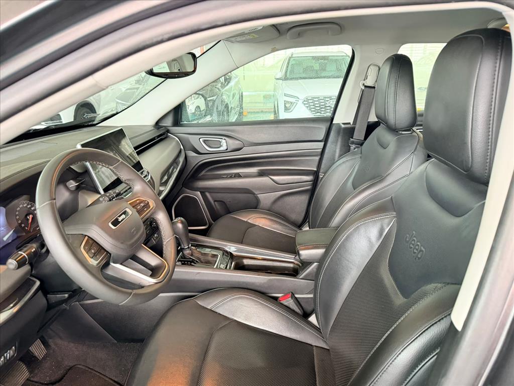 Jeep-COMPASS-1.3 T270 TURBO FLEX LONGITUDE AT6