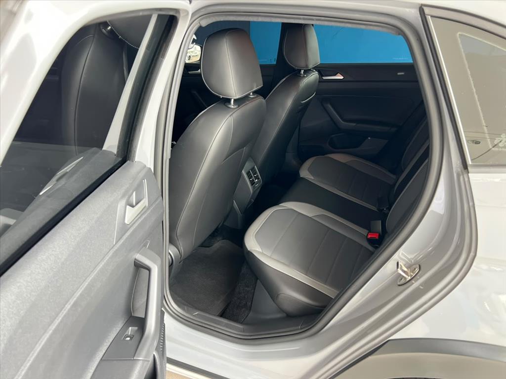 NIVUS 1.0 200 TSI TOTAL FLEX HIGHLINE AUTOMÁTICO13