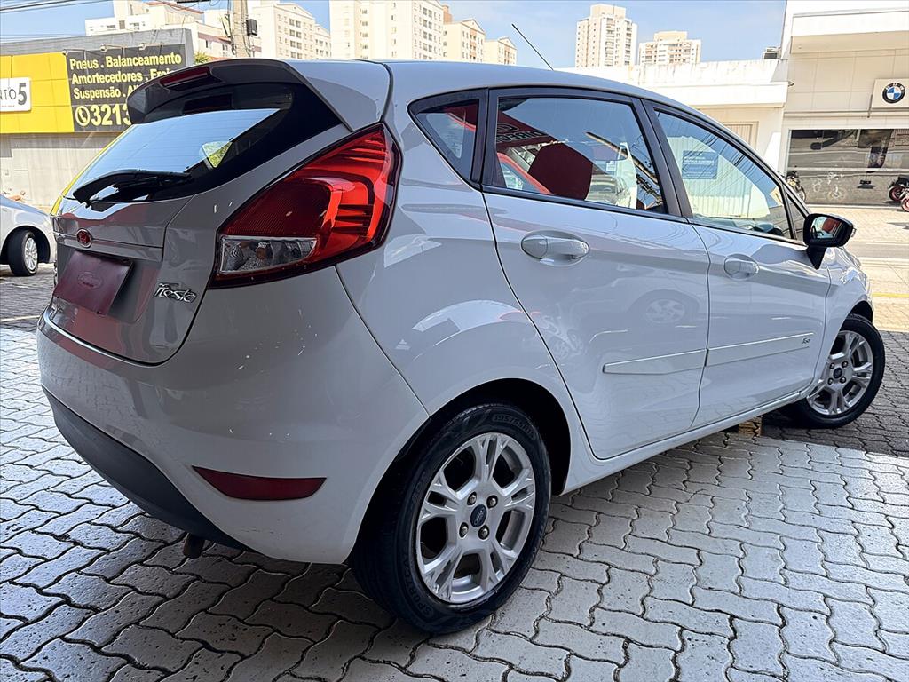 Ford Fiesta - 1.6 SE HATCH 16V FLEX 4P AUTOMÁTICO