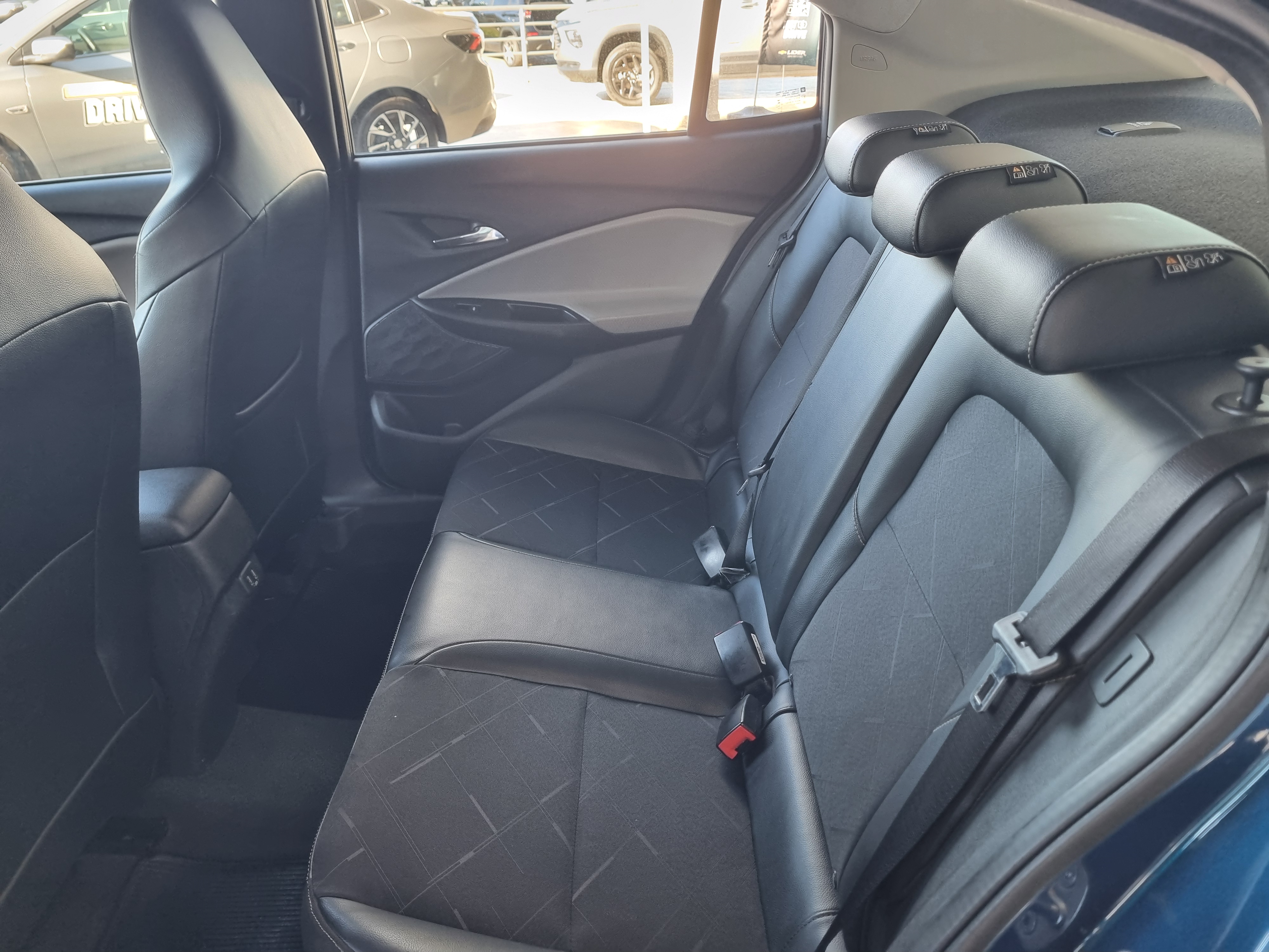 ONIX PLUS 1.0 TURBO FLEX PREMIER AUTOMÁTICO7