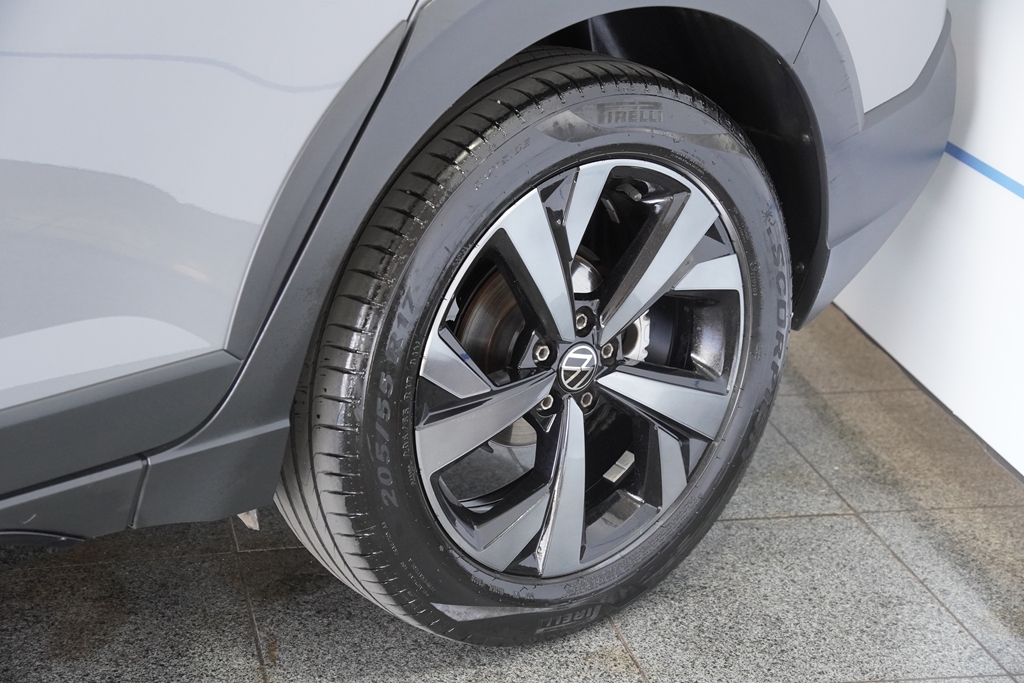 NIVUS 1.0 200 TSI TOTAL FLEX HIGHLINE AUTOMÁTICO4