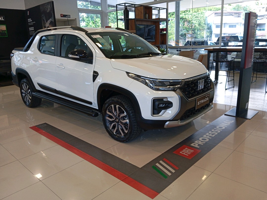 STRADA 1.0 TURBO 200 FLEX RANCH CD CVT3