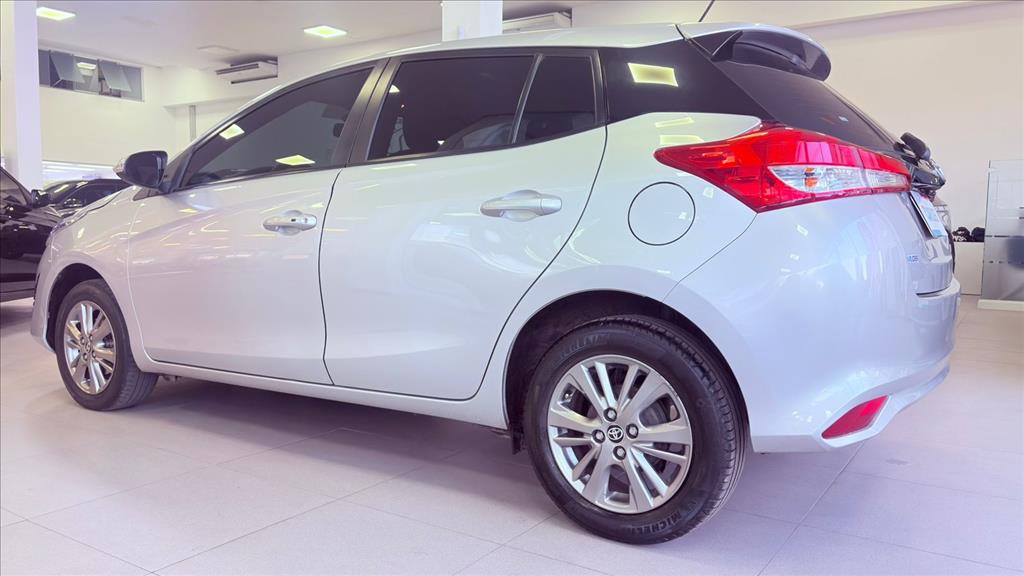 YARIS 1.5 16V FLEX XL PLUS CONNECT MULTIDRIVE2