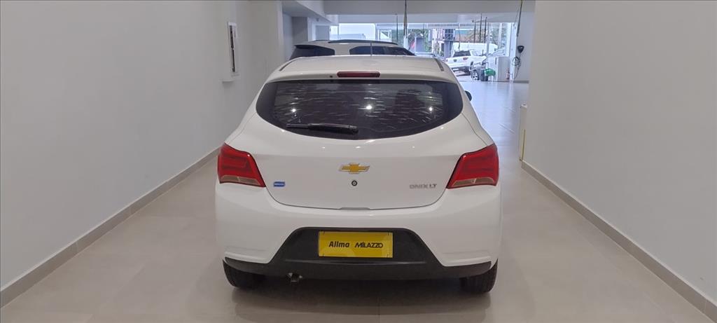 ONIX 1.0 MPFI LT 8V FLEX 4P MANUAL5