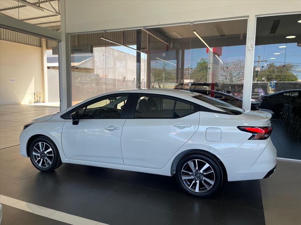 VERSA 1.6 16V FLEX SR XTRONIC7
