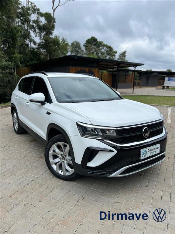TAOS 1.4 250 TSI TOTAL FLEX COMFORTLINE AUTOMÁTICO1