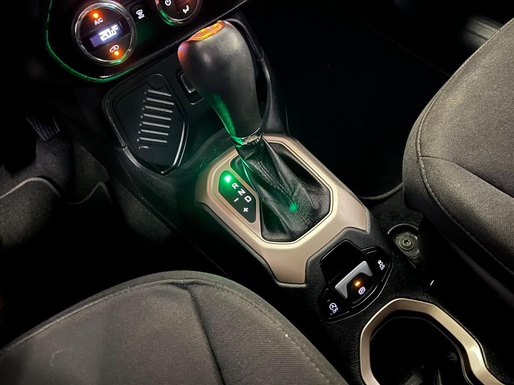 RENEGADE 1.8 16V FLEX LONGITUDE 4P AUTOMÁTICO13