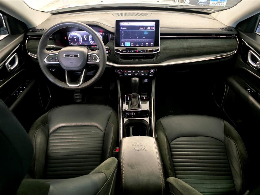 COMMANDER 1.3 T270 TURBO FLEX LIMITED AT66