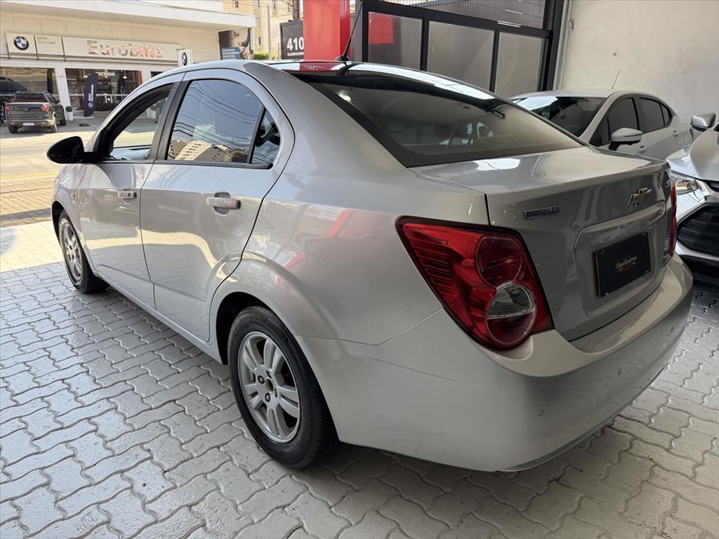 Chevrolet Sonic - 1.6 LT SEDAN 16V FLEX 4P AUTOMÁTICO