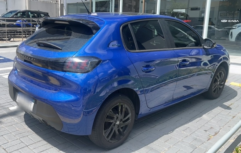 Peugeot-208-1.0 FIREFLY FLEX STYLE MANUAL