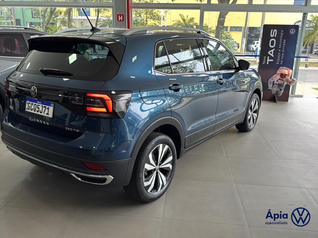 T-CROSS 1.4 250 TSI TOTAL FLEX HIGHLINE AUTOMÁTICO6