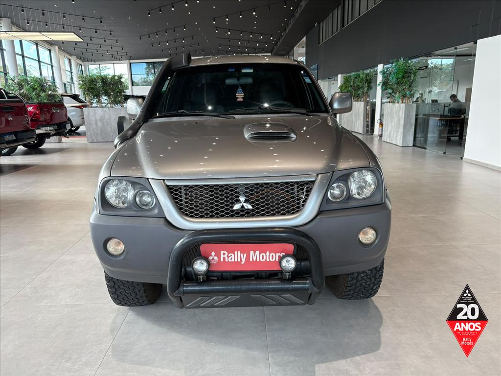 2.5 HPE 4X4 CD 8V TURBO INTERCOOLER DIESEL 4P MANUAL