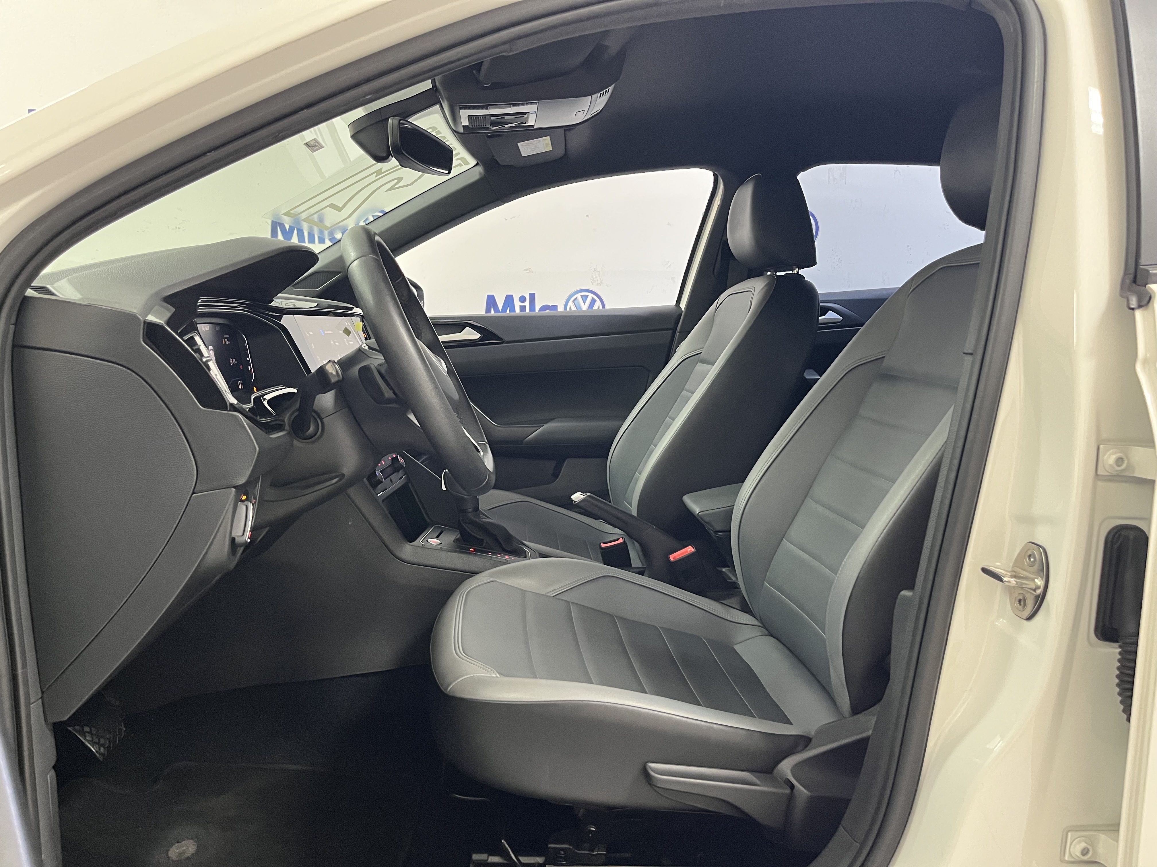 NIVUS 1.0 200 TSI TOTAL FLEX HIGHLINE AUTOMÁTICO4