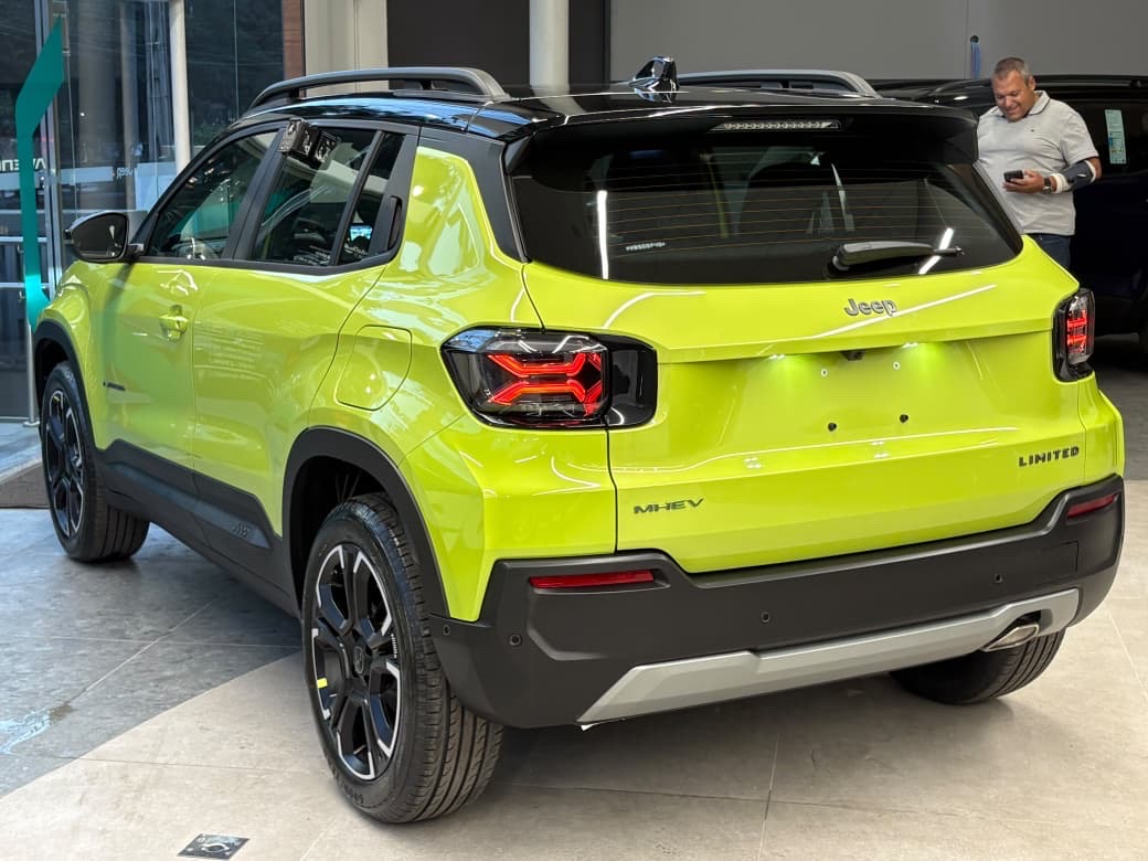 AVENGER 1.0 T200 TURBO MHEV LIMITED CVT1