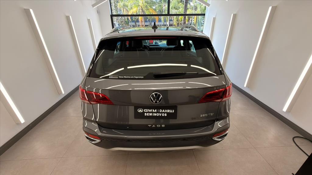 TAOS 1.4 250 TSI TOTAL FLEX HIGHLINE AUTOMÁTICO2