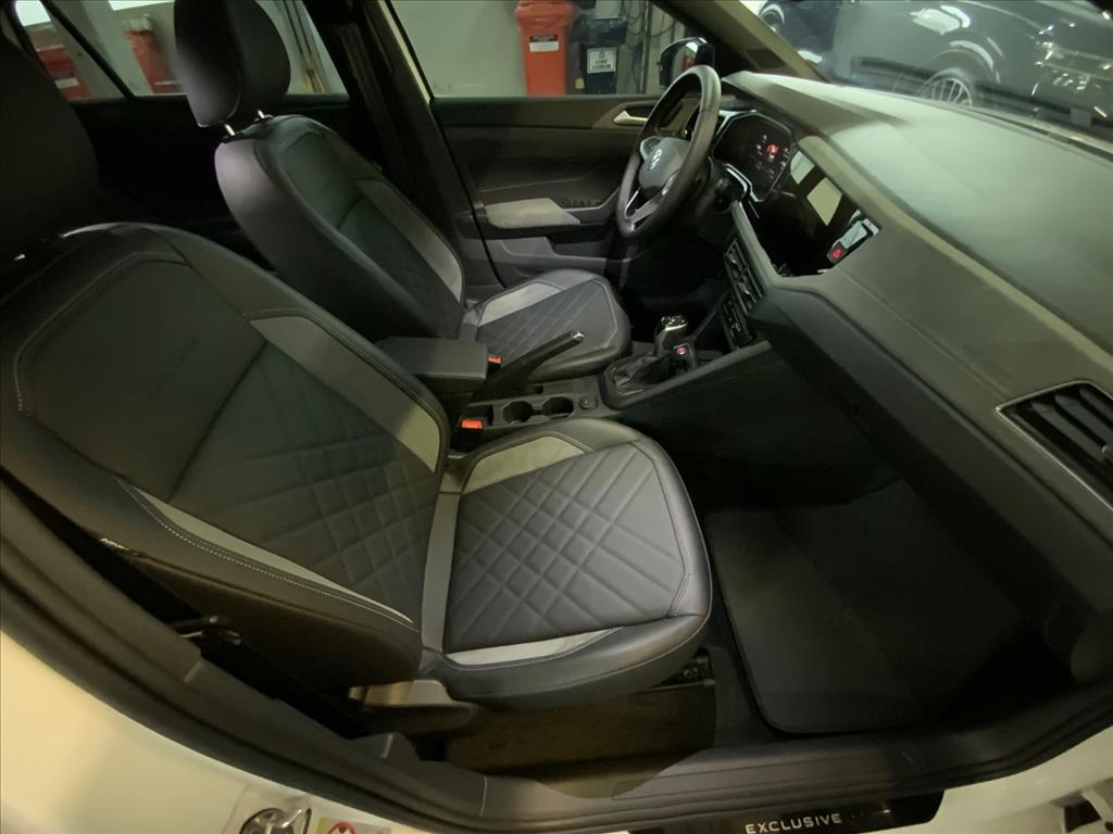 Volkswagen-VIRTUS-1.4 250 TSI EXCLUSIVE AUTOMÁTICO
