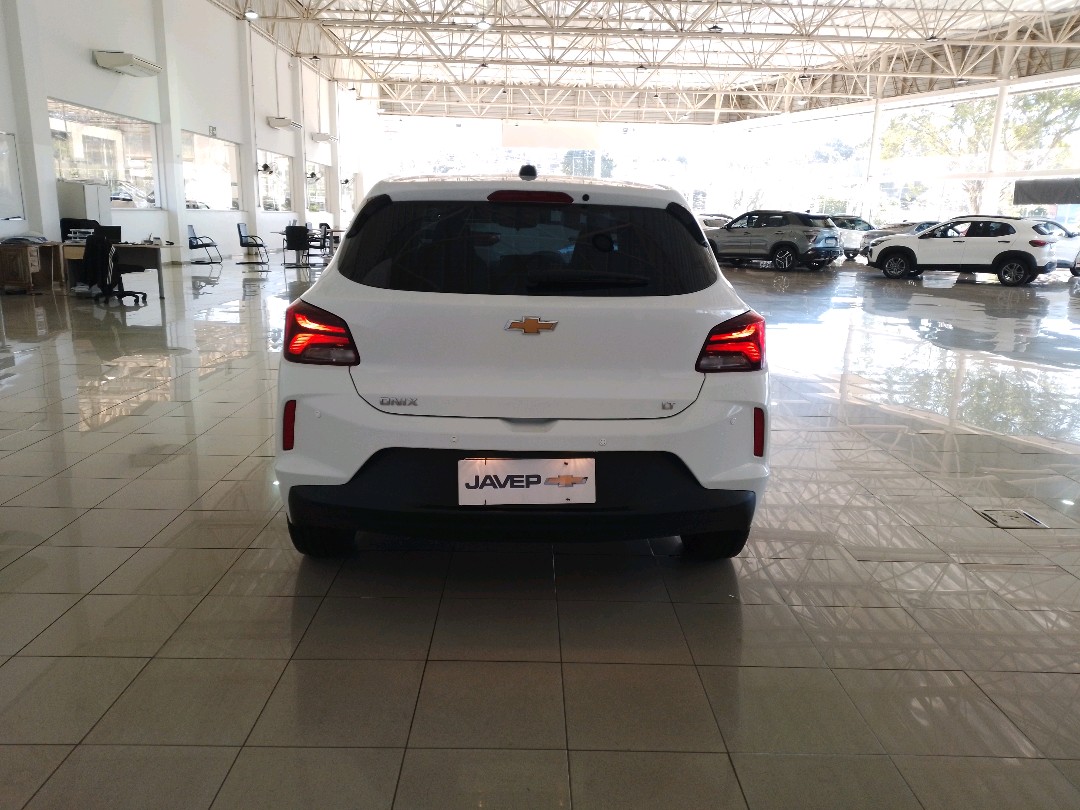 GM - Chevrolet-ONIX-1.0 FLEX LT MANUAL