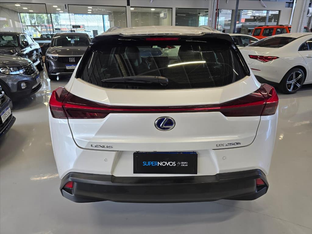 UX 250h 2.0 VVT-I HYBRID DYNAMIC CVT4