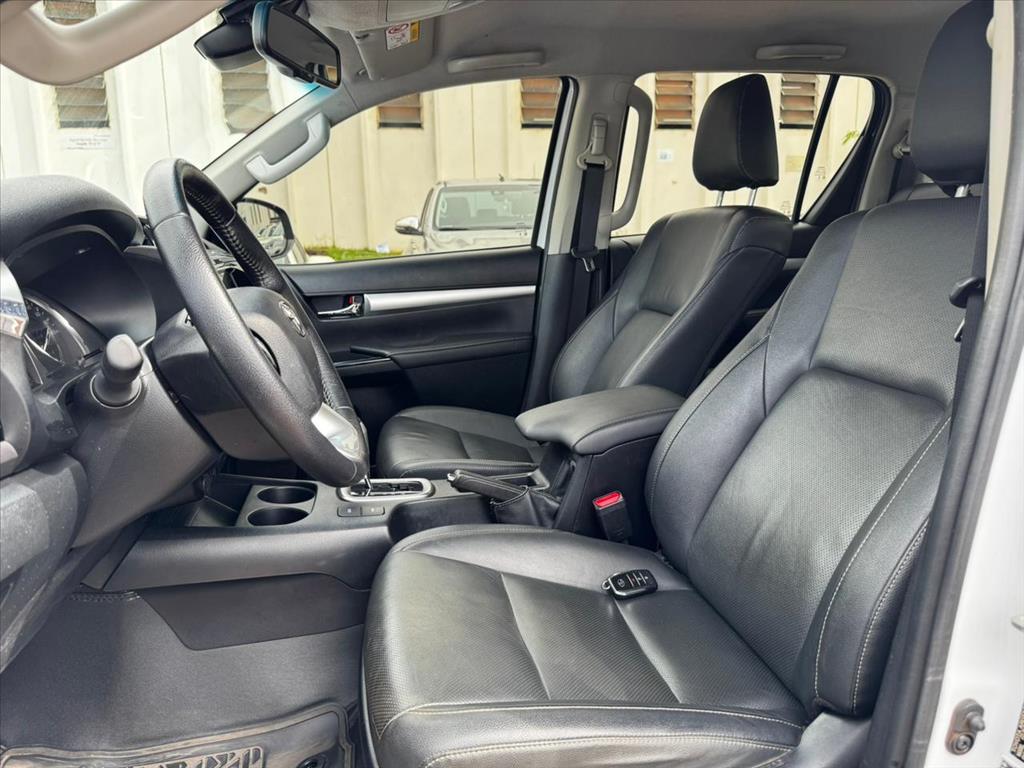 HILUX 2.8 D-4D TURBO DIESEL CD SRX 4X4 AUTOMÁTICO7