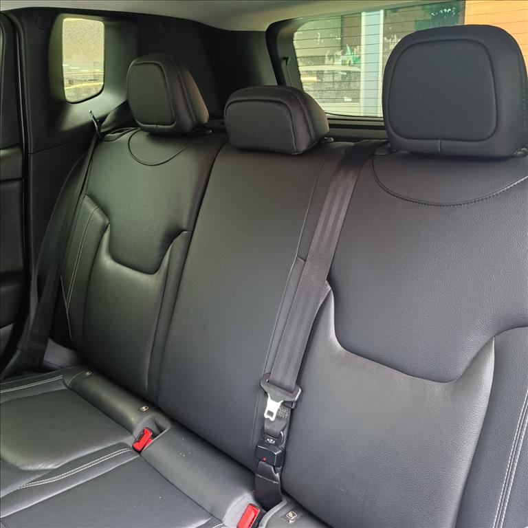 RENEGADE 1.8 16V FLEX LONGITUDE 4P AUTOMÁTICO11