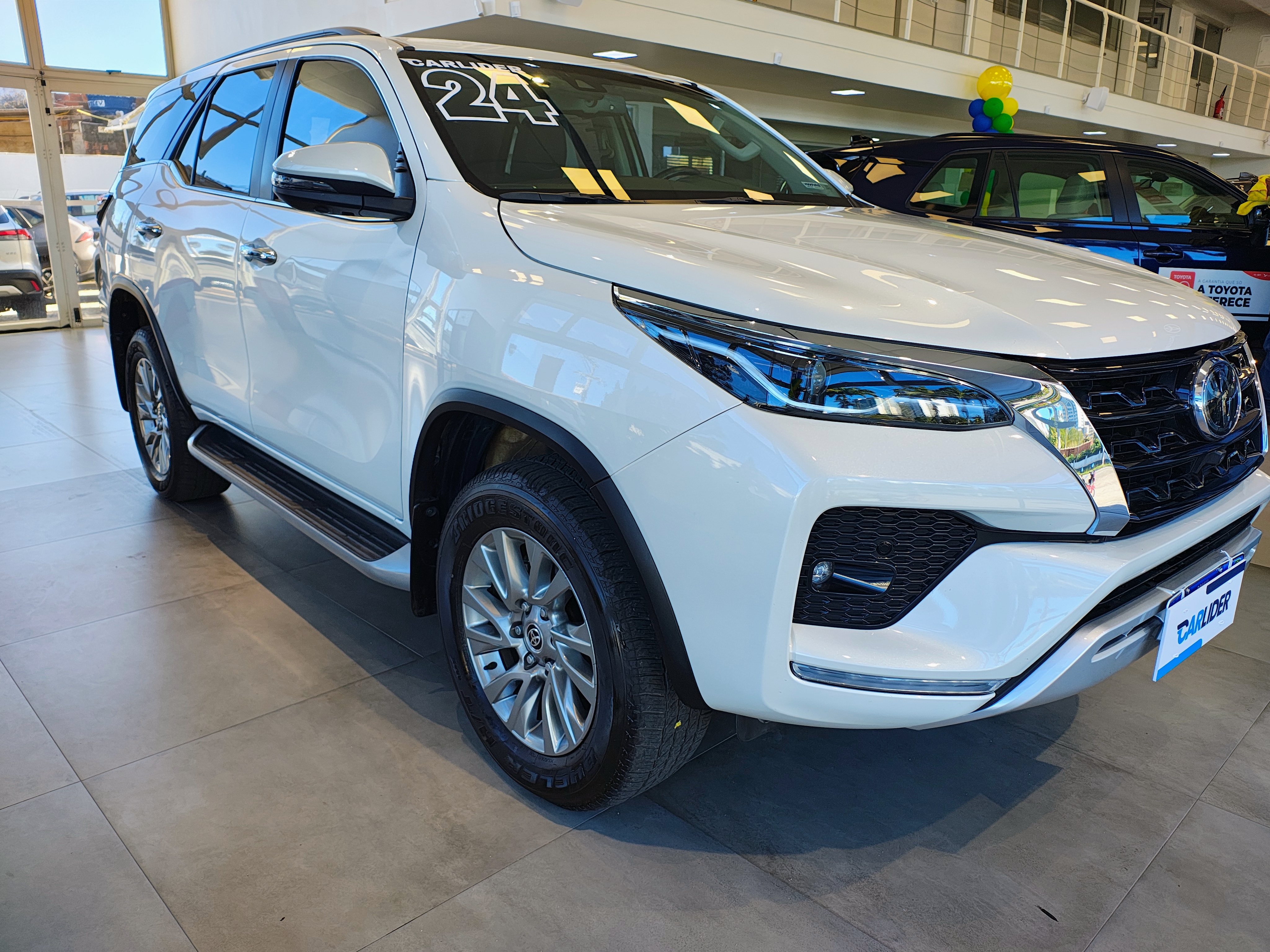 HILUX SW4 2.8 D-4D TURBO DIESEL SRX 7L 4X4 AUTOMÁTICO4