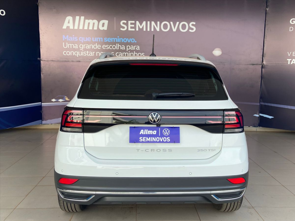 T-CROSS 1.4 250 TSI TOTAL FLEX HIGHLINE AUTOMÁTICO5