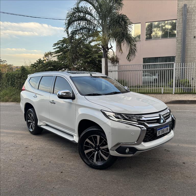 Mitsubishi-PAJERO SPORT-2.4 16V MIVEC TURBO DIESEL HPE AWD AUTOMÁTICO