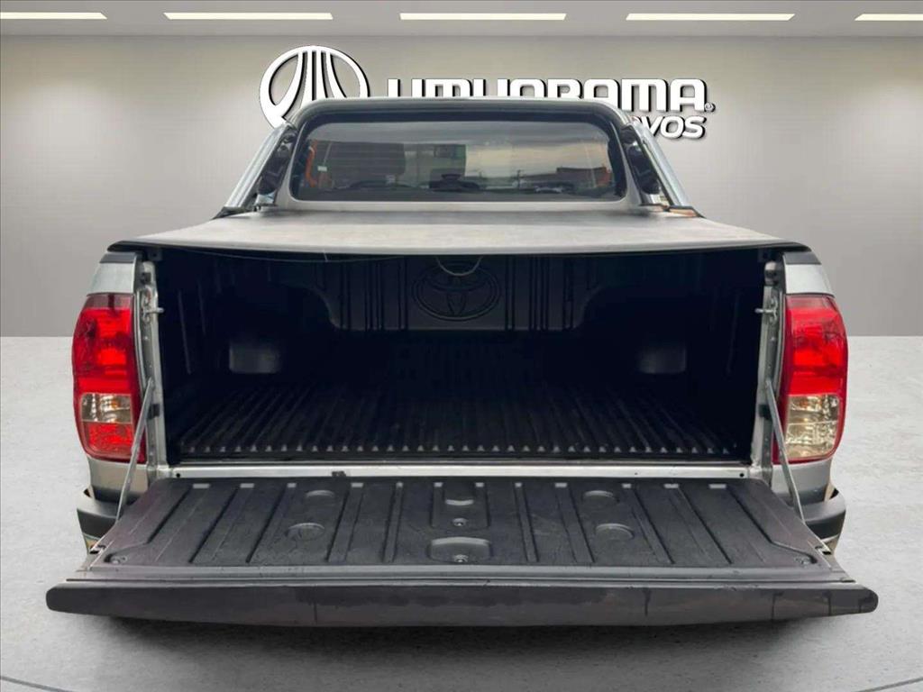 HILUX 2.8 D-4D TURBO DIESEL CD SRV 4X4 AUTOMÁTICO6