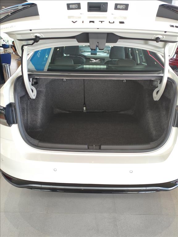 VIRTUS 1.4 250 TSI EXCLUSIVE AUTOMÁTICO10