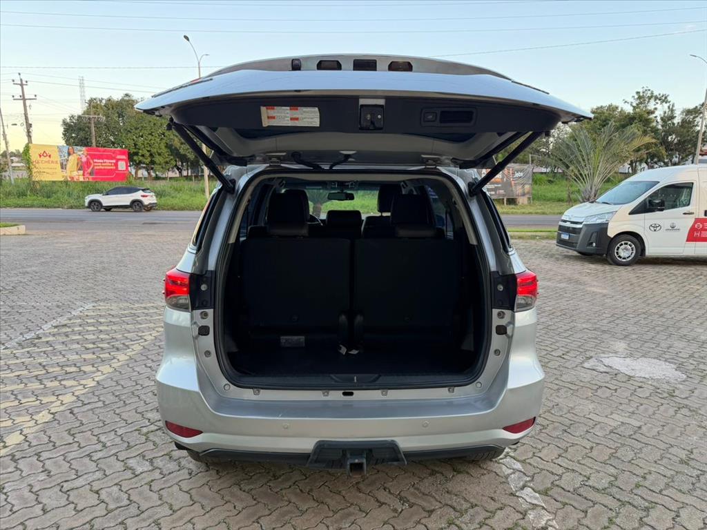 HILUX SW4 2.8 SRX 4X4 7 LUGARES 16V TURBO INTERCOOLER DIESEL 4P AUTOMÁTICO13
