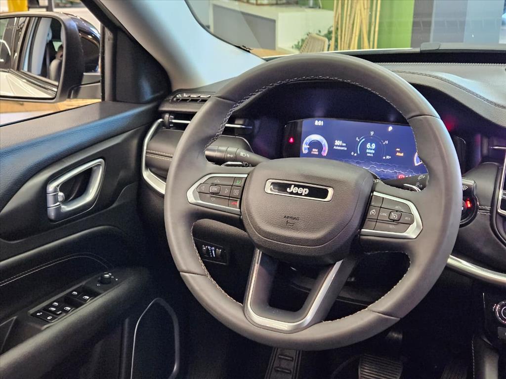 COMMANDER 1.3 T270 TURBO FLEX LONGITUDE AT65