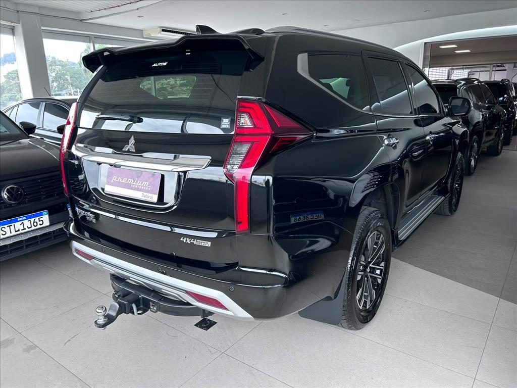 PAJERO SPORT 2.4 16V MIVEC TURBO DIESEL HPE AWD AUTOMÁTICO5