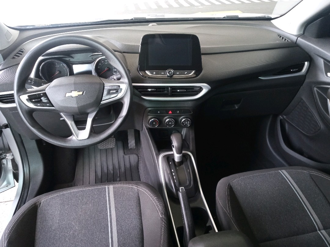 TRACKER 1.0 TURBO FLEX AUTOMÁTICO8