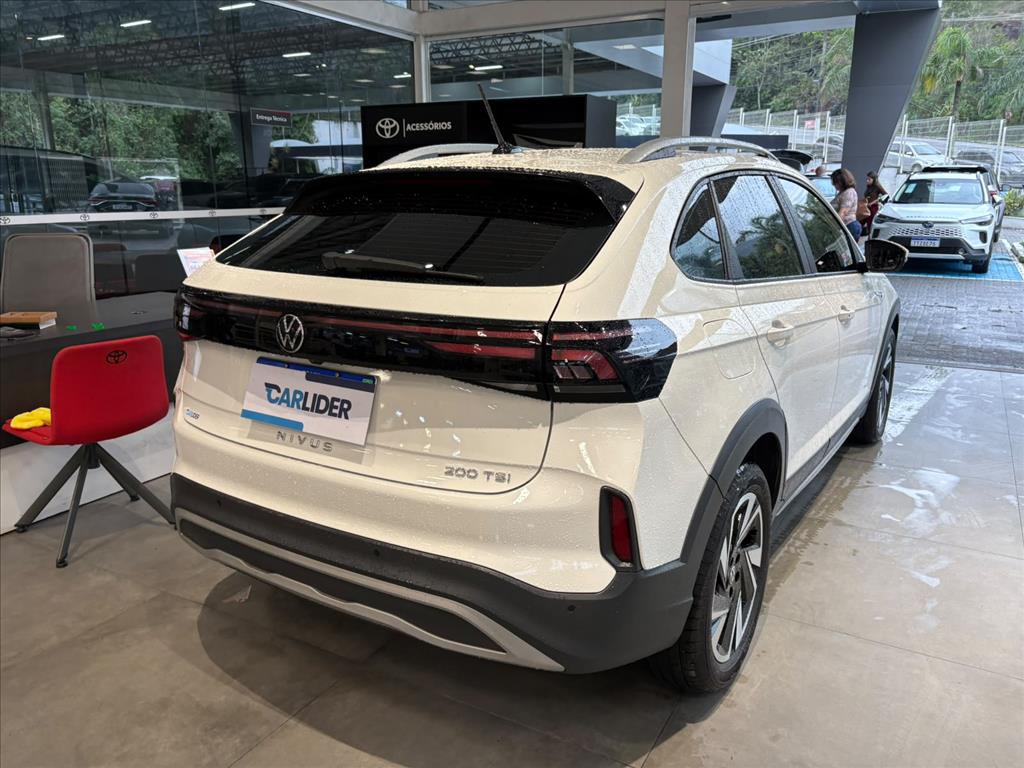 NIVUS 1.0 200 TSI TOTAL FLEX HIGHLINE AUTOMÁTICO4