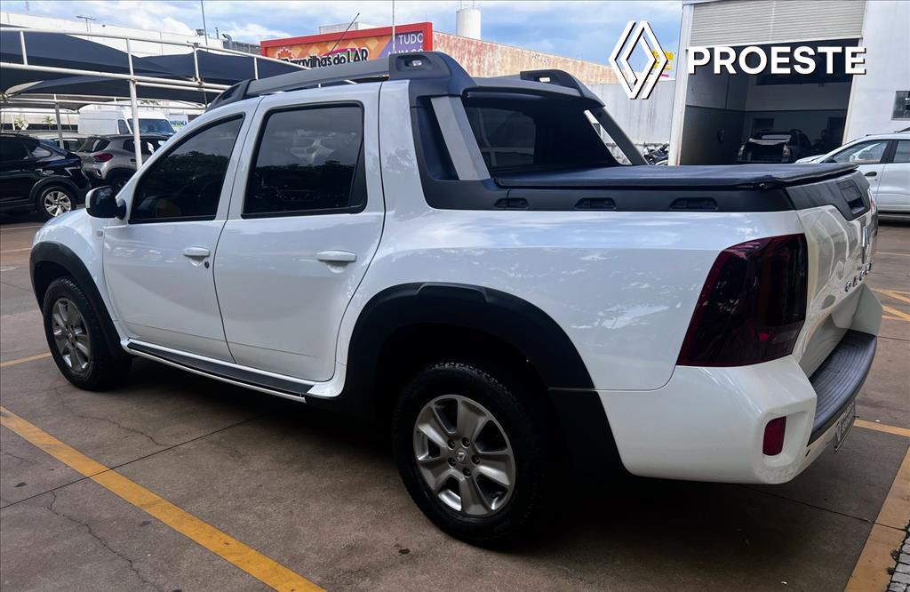 DUSTER OROCH 1.6 16V SCE FLEX DYNAMIQUE MANUAL3
