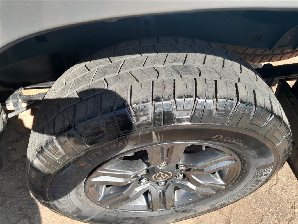 HILUX 2.8 D-4D TURBO DIESEL CD SRV 4X4 AUTOMÁTICO