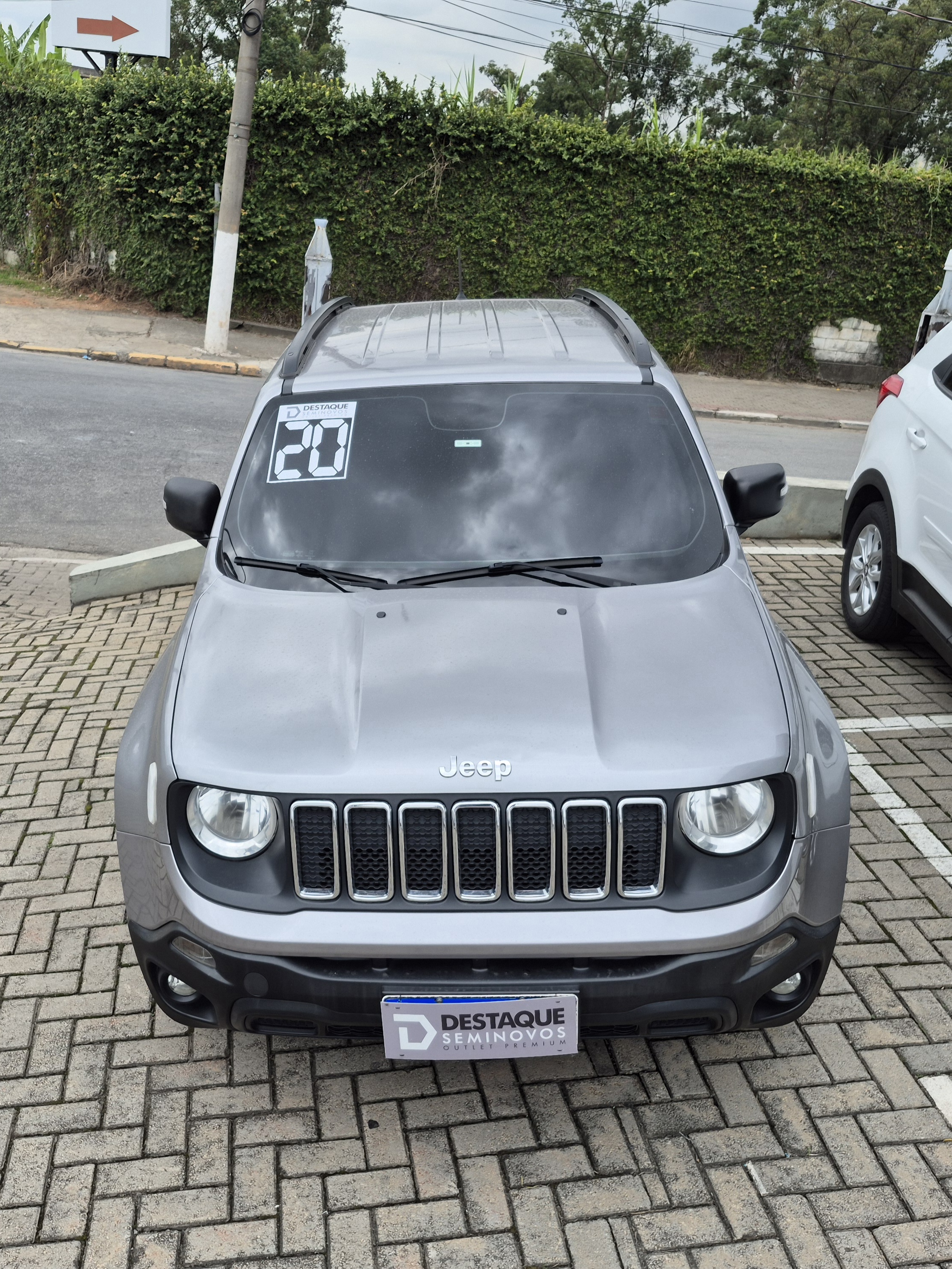 Foto ilustrativa do carro